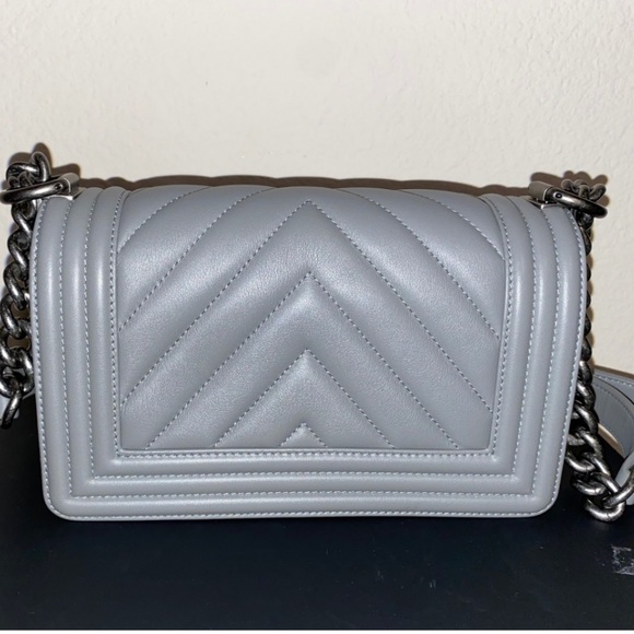 RARE CHANEL LE BOY BAG - Picture 4 of 16